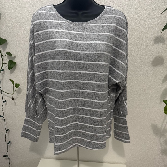 Tops - Women’s Gray Striped Long Sleeve Top Soft Knit Size S and M New Without Tags